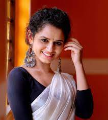 Meenakshi Raveendran 